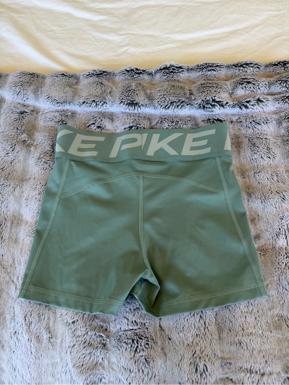 Nike Pro Spandex Shorts - Picture 3 of 3
